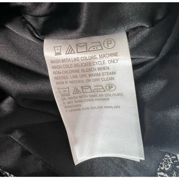 QVC Isaac Mizrahi Live! Super Stretch Woven Jacquard Blazer NWOT BLACK SIZE 10 - Picture 6 of 9